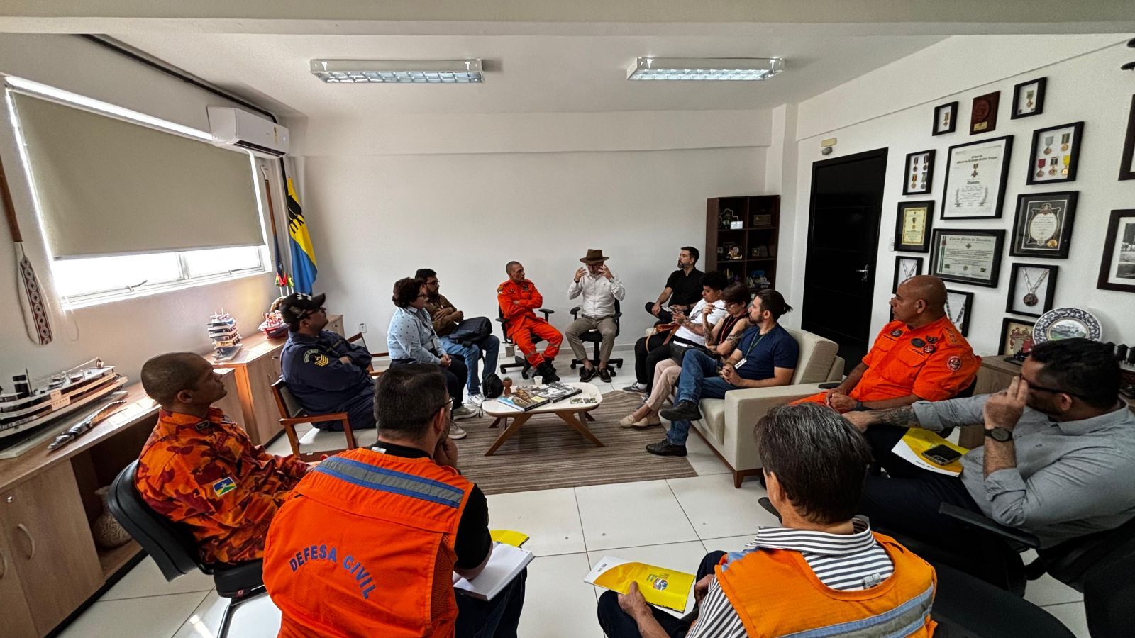 Semtel lidera força-tarefa para retorno do embarque pela Praça da Estrada de Ferro Madeira-Mamoré